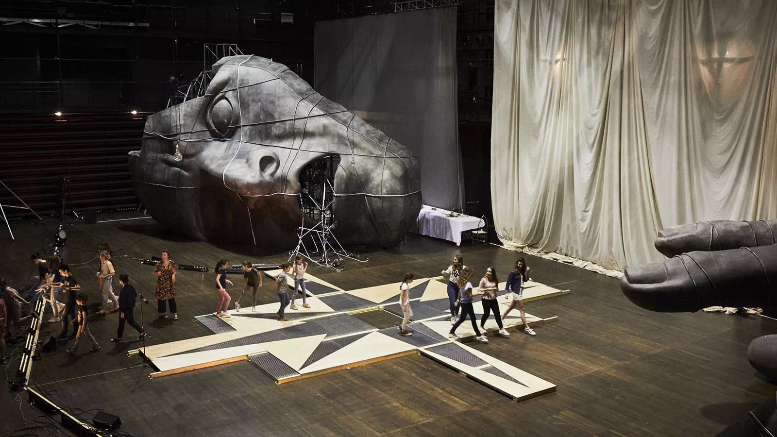 Festival-d'Avignon-théâtre
